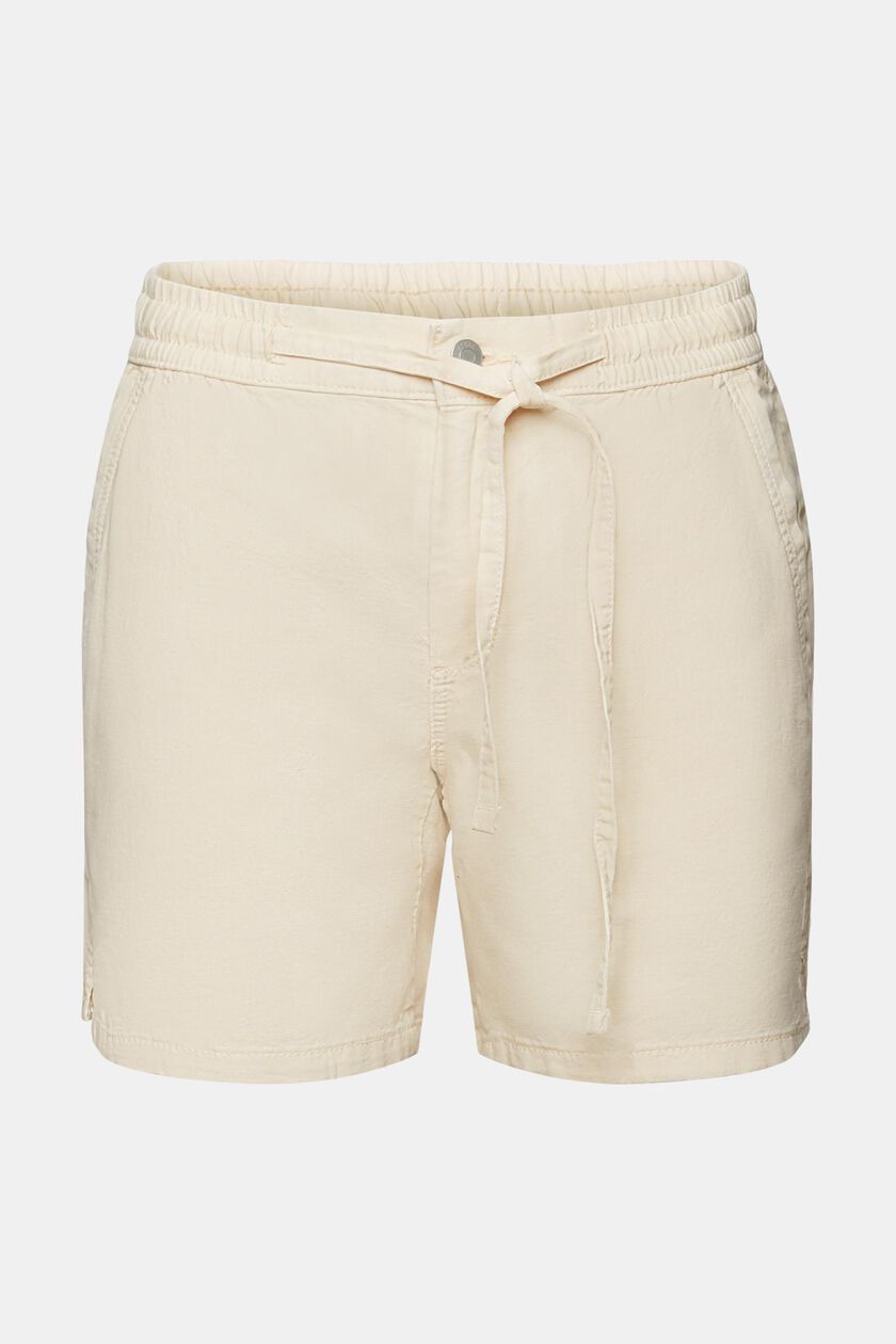 Casual shorts with elasticated waistband